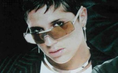 bonjour a touts et toute passer un bon jeudi biss mes ami(e)